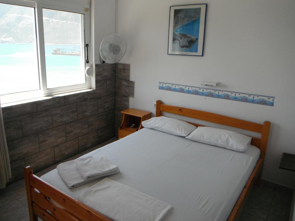 Orfeas Rooms Vaszilikí Szoba fotó